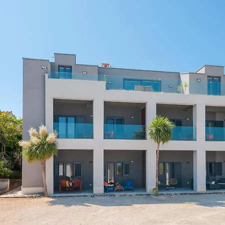 شقة 2 Bedroom Amazing In *